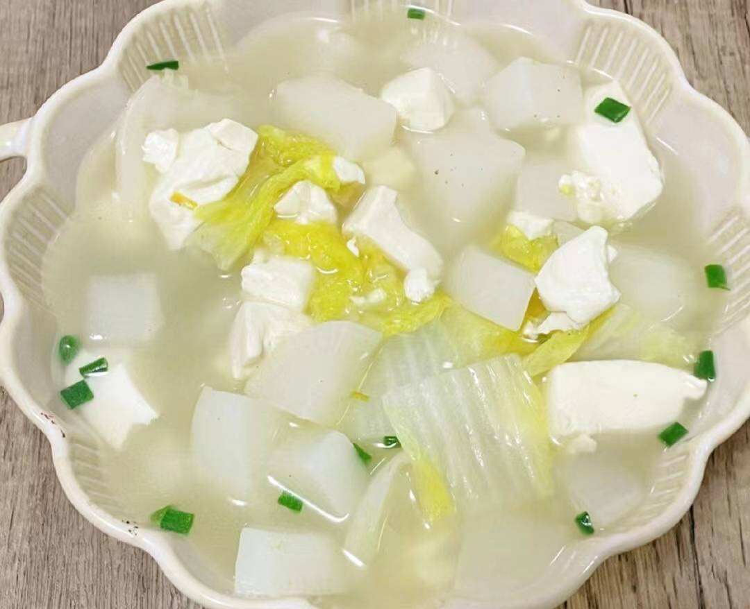 法比吃肉都香我家每周都要吃上一次麻将胡了白菜别老炒着吃了这6种做(图6) 法比吃肉都香我家每周都要吃上一次麻将胡了白菜别老炒着吃了这6种做(图6)