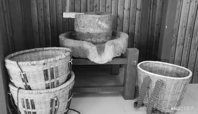 酱巨头年入300亿击败老干妈被错认是国货PG电子游戏麻将胡了潜伏我国30年美国辣