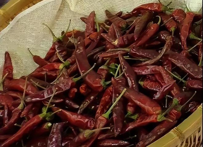 巨头年赚300亿打败老干妈被误认是国货麻将胡了试玩平台潜伏我国30年美国辣酱(图3) 巨头年赚300亿打败老干妈被误认是国货麻将胡了试玩平台潜伏我国30年美国辣酱(图3)