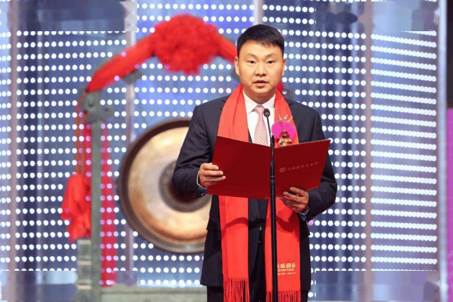 籍60后调味食品企业家的“战争”PG麻将胡了免费试玩模拟器3位川