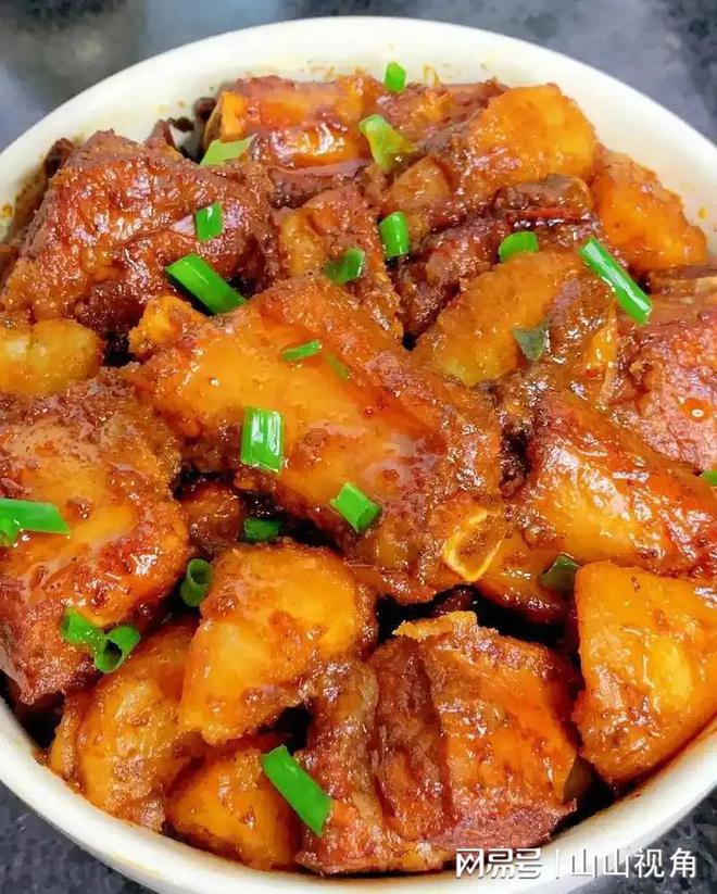 道菜!没它过不了老人孩子都喜欢PG麻将胡了2东北年夜饭必备三(图2) 道菜!没它过不了老人孩子都喜欢PG麻将胡了2东北年夜饭必备三(图2)