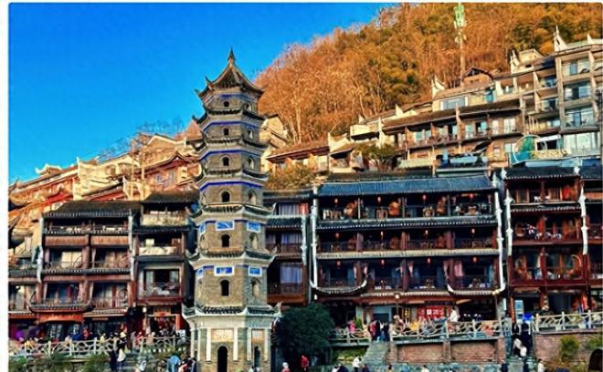 南人口约6568万GDP约53万亿湖北呢麻将胡了2试玩模拟器湖南和湖北谁更强湖(图2)