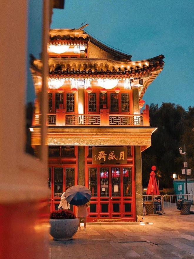 必去玩的景点及线路攻略北京超详细攻略麻将胡了网址暑假带孩子第一次去北京(图2) 必去玩的景点及线路攻略北京超详细攻略麻将胡了网址暑假带孩子第一次去北京(图2)